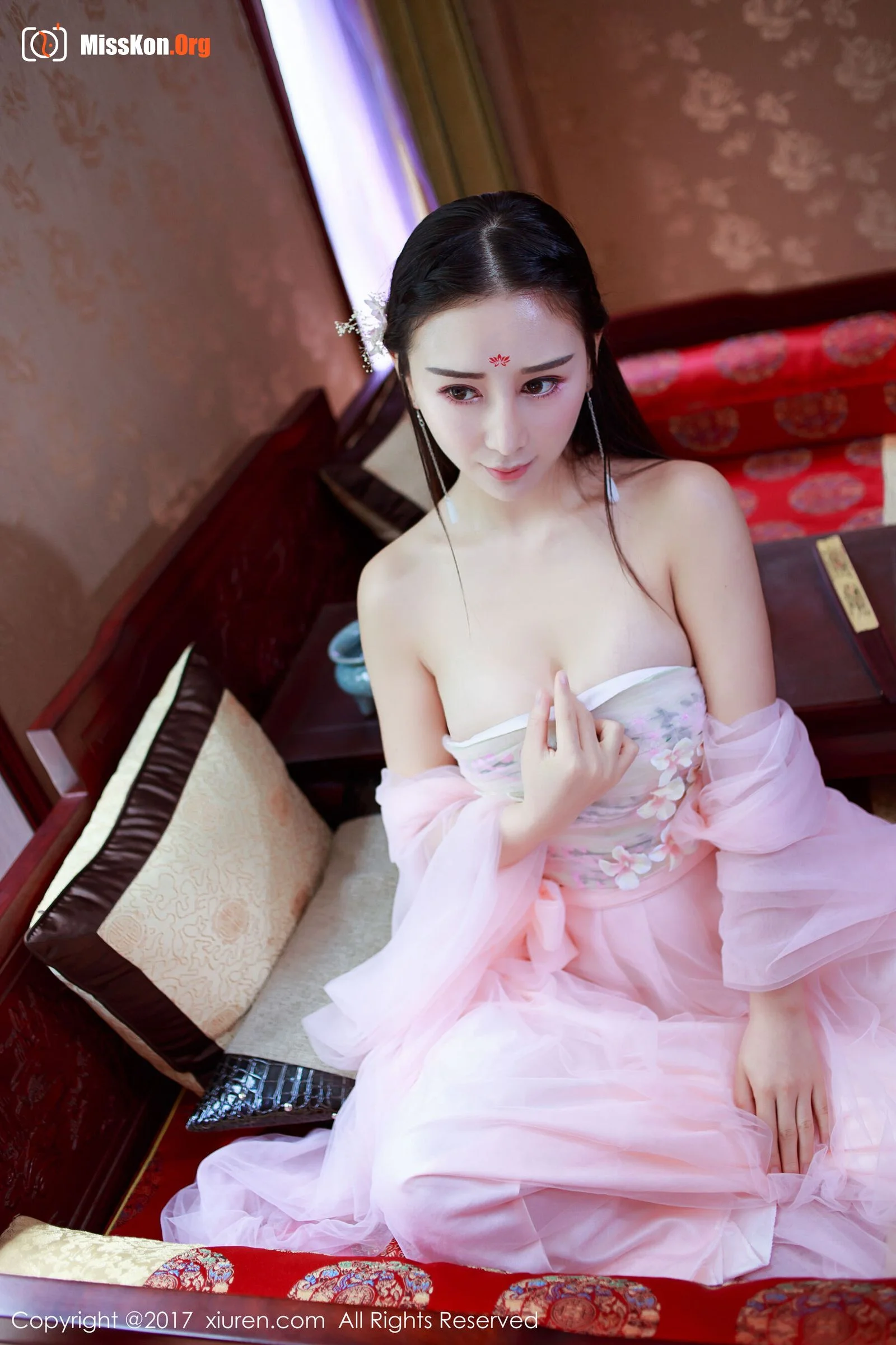 Zou Jingjing - Photo 4