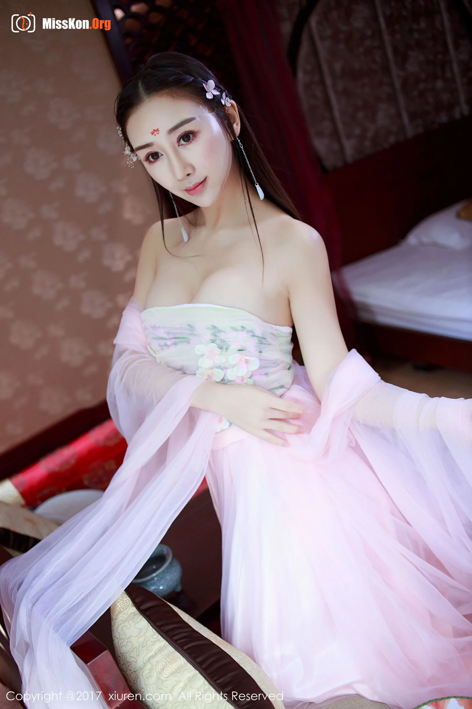 Zou Jingjing - Photo 9