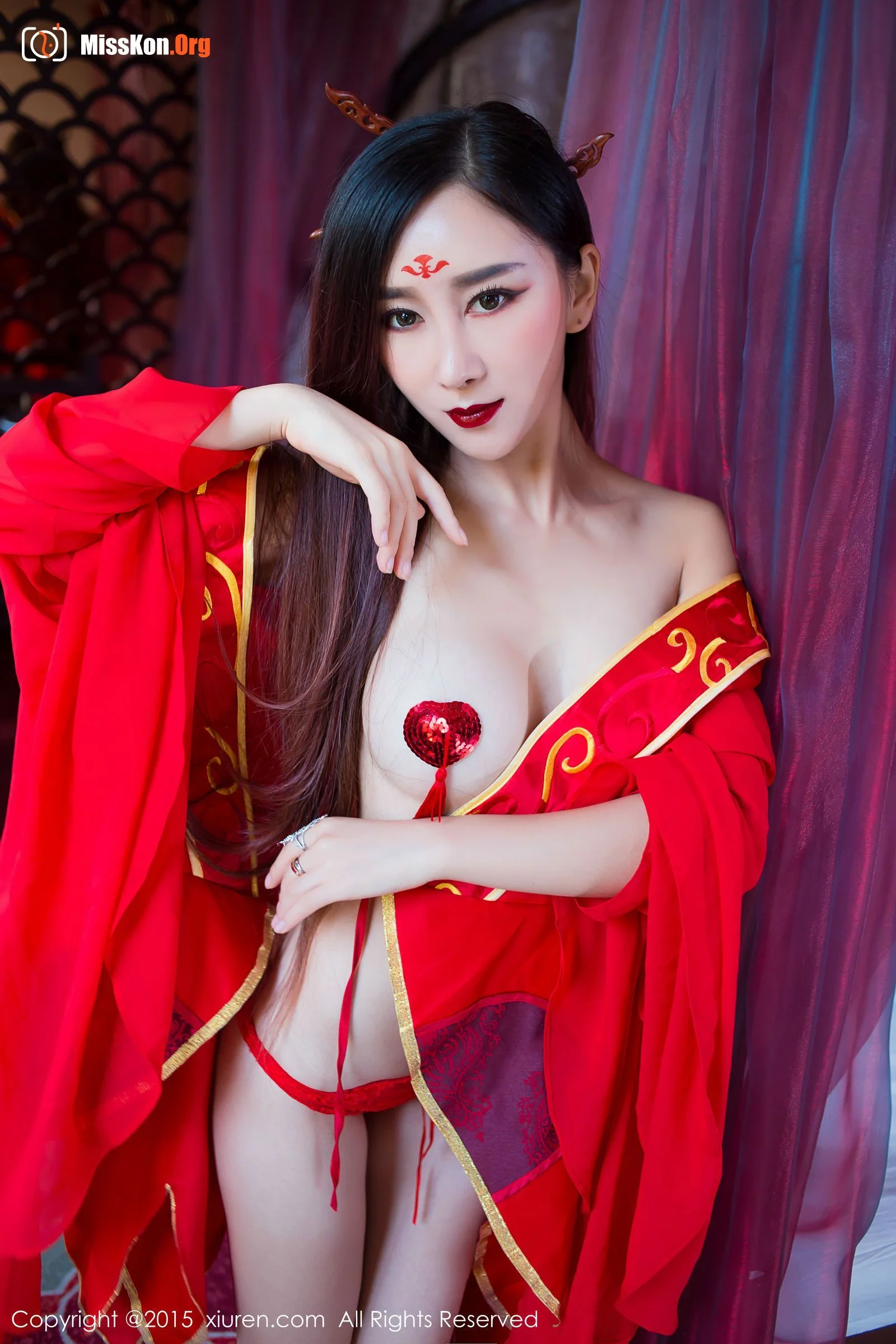 Zou Jingjing - Photo 13