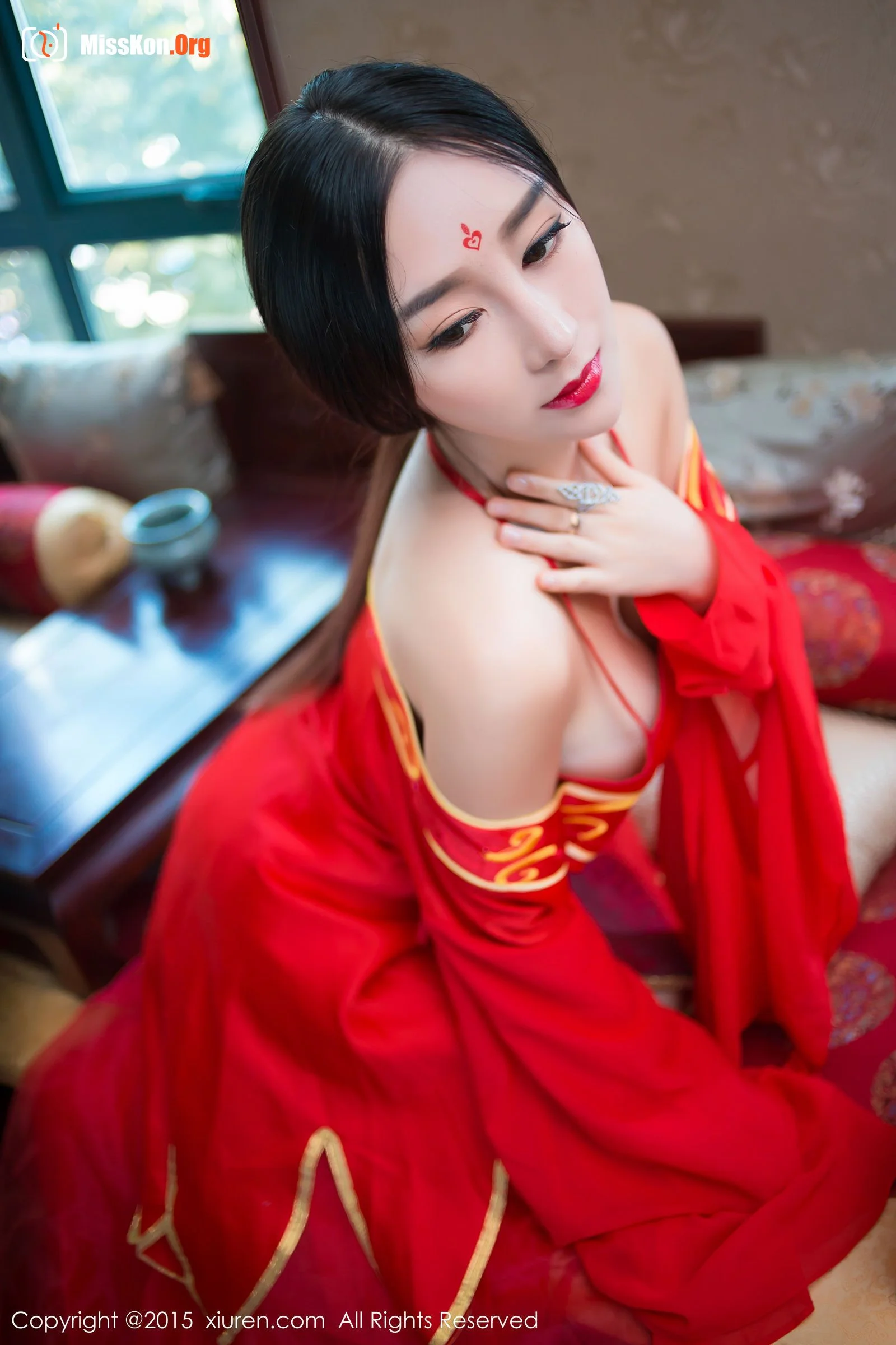 Zou Jingjing - Photo 7